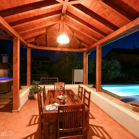 빌라 Origano Zadarvillas *