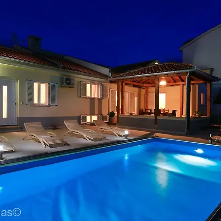빌라 Origano Zadarvillas