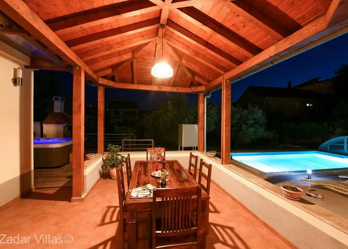 别墅 Origano Zadarvillas *