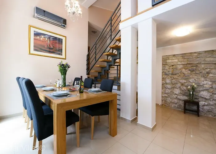 Origano Zadarvillas 别墅 *