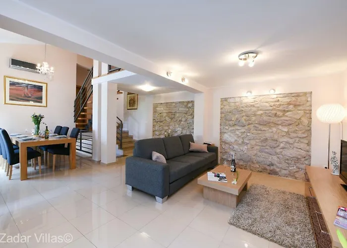 Origano Zadarvillas 别墅 *